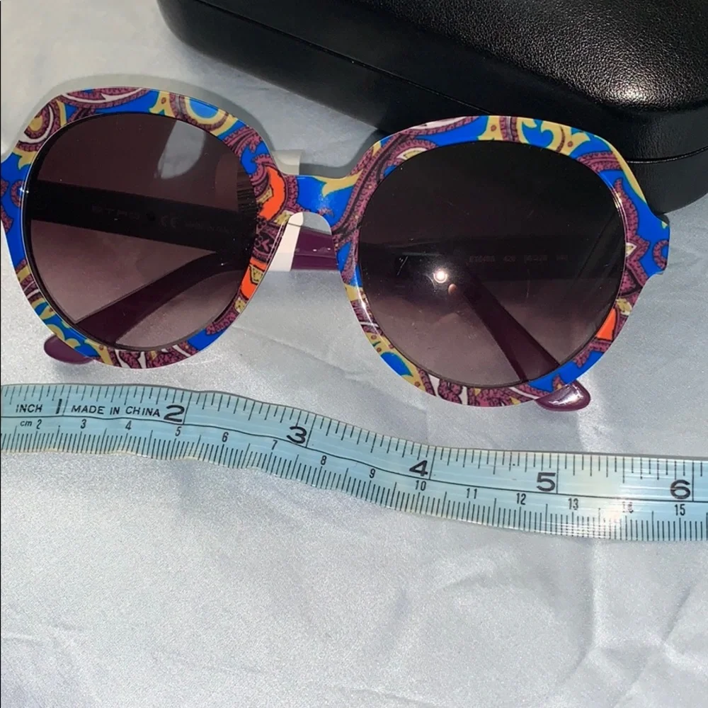 NWT ETRO Blue Paisley Sunglasses w/case